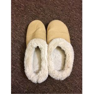 Slippers